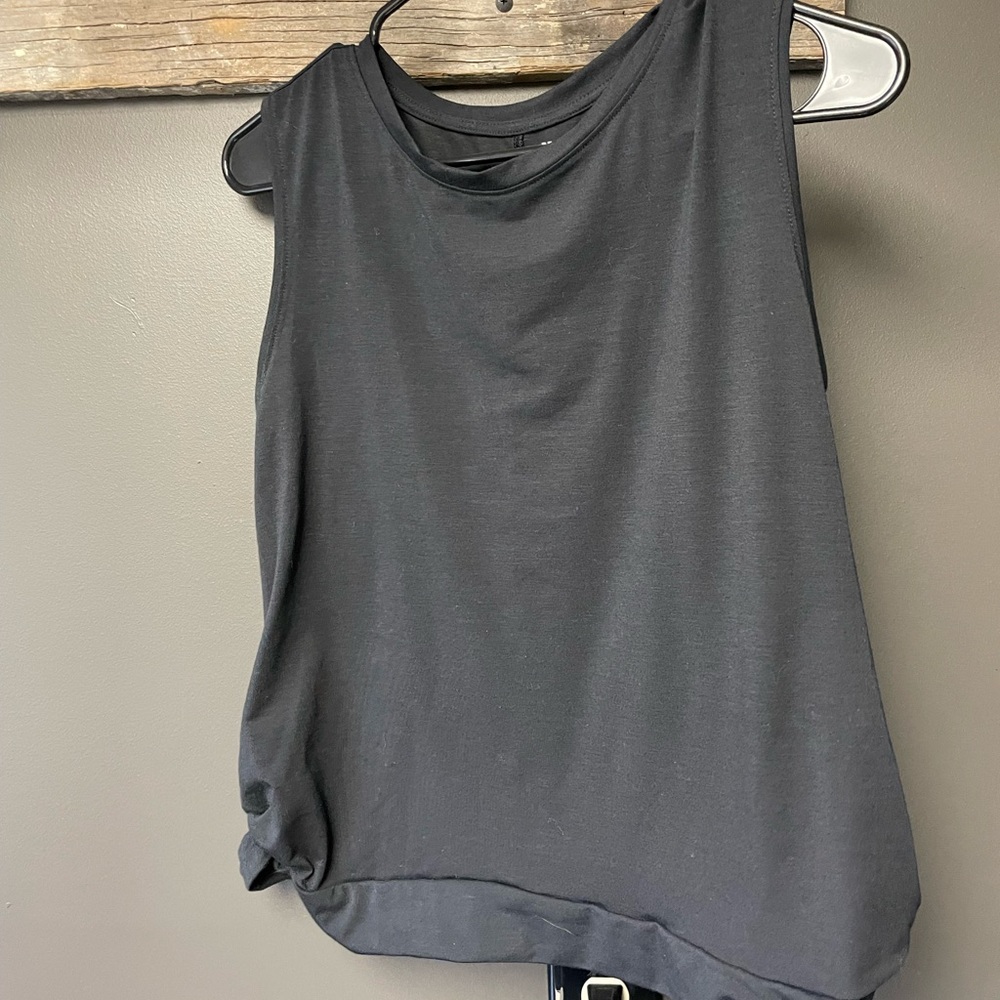 Athletic tank